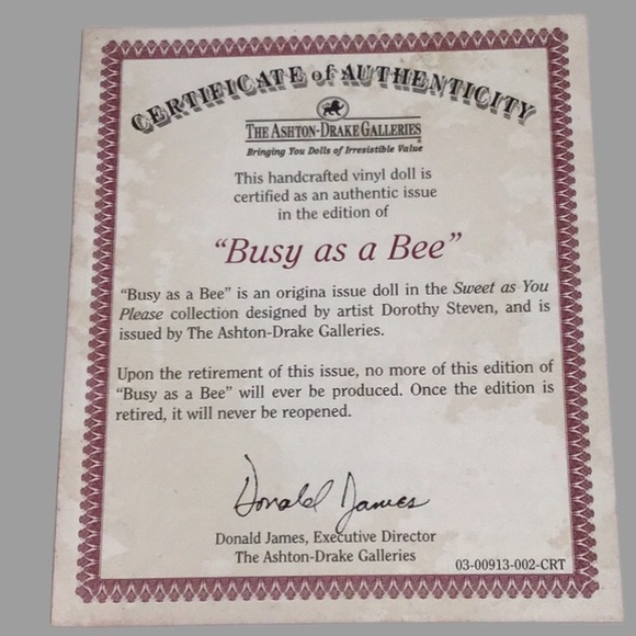 NIB Ashton-Drake Galleries “Busy as a Bee” Miniature 5” Doll, Collectible - Picture 6 of 9
